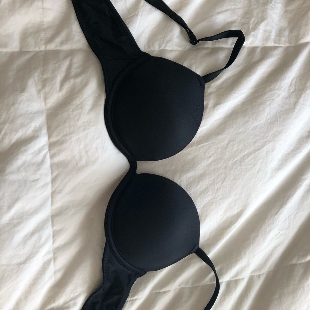 PINK WEAR EVERYWHERE SUPER PUSH UP